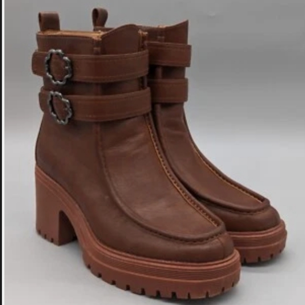 SAM & LIBBY CHIARA AMBERSAND FAUX LEATHER BOOTS Brown Leather ABOVE Ankle Boots